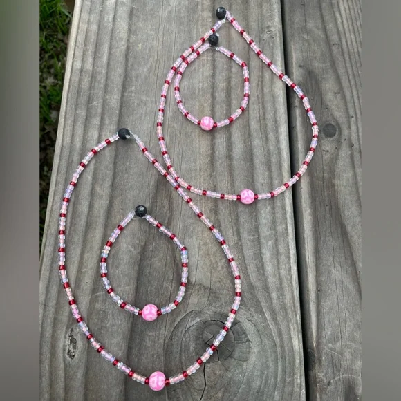 Pink valentine’s day jewelry set - Picture 4 of 4